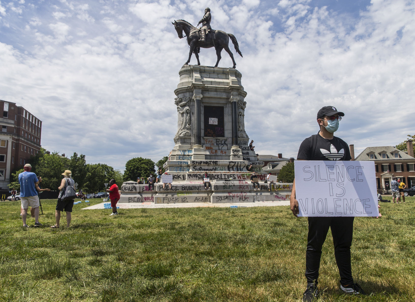 Protesters at Lee Monument